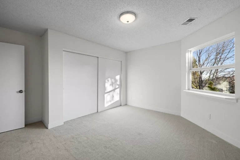 1e3ae4a8caaf20e45b0c019be257cfe2-uncropped_scaled_within_1536_1152