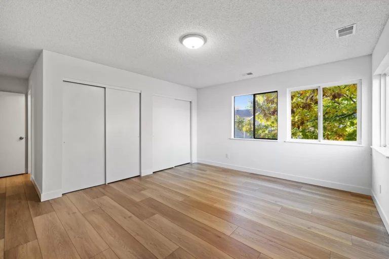 43fc7611c2091409904388ff2f77ff17-uncropped_scaled_within_1536_1152