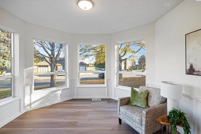 6390baccab7c98e72be4bb963bcaee1c-uncropped_scaled_within_1536_1152