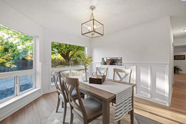 bf530f3d17ff8f2afb761524f1b3f18a-uncropped_scaled_within_1536_1152