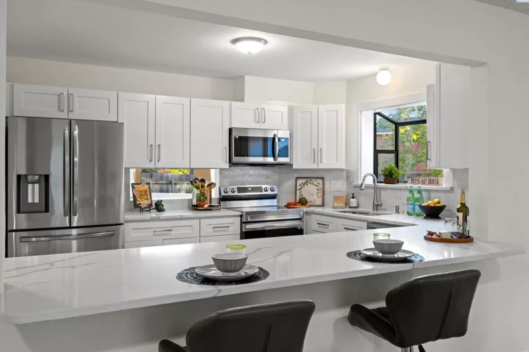 ceea11497ade62835be0fe8a1a93b7cb-uncropped_scaled_within_1536_1152