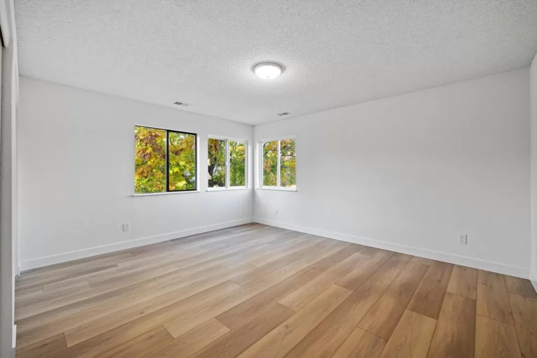 e963ee5d62c6259ad094730a6268091e-uncropped_scaled_within_1536_1152