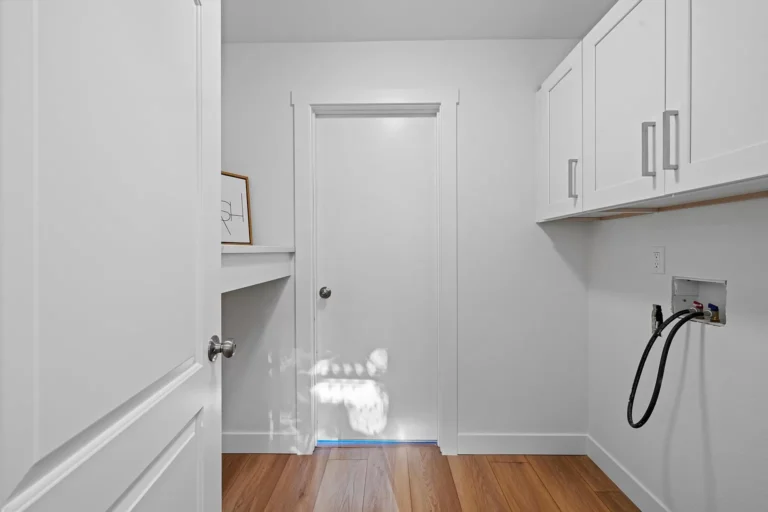 ee4c0218bf0a587cd3d5e0c99f97aaef-uncropped_scaled_within_1536_1152