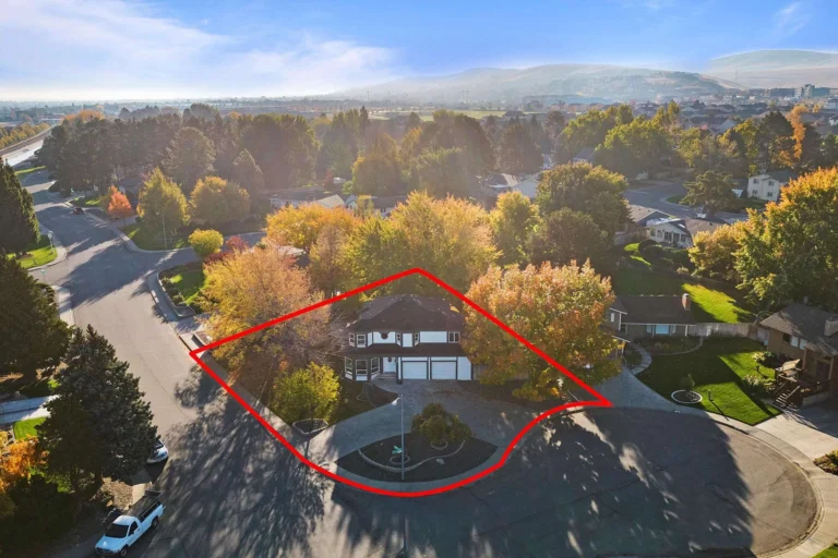 f8fc618954cae86edde9c6259bec730e-uncropped_scaled_within_1536_1152