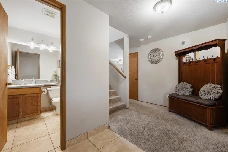 7c49240bc987813385771370e34a0555-uncropped_scaled_within_1536_1152